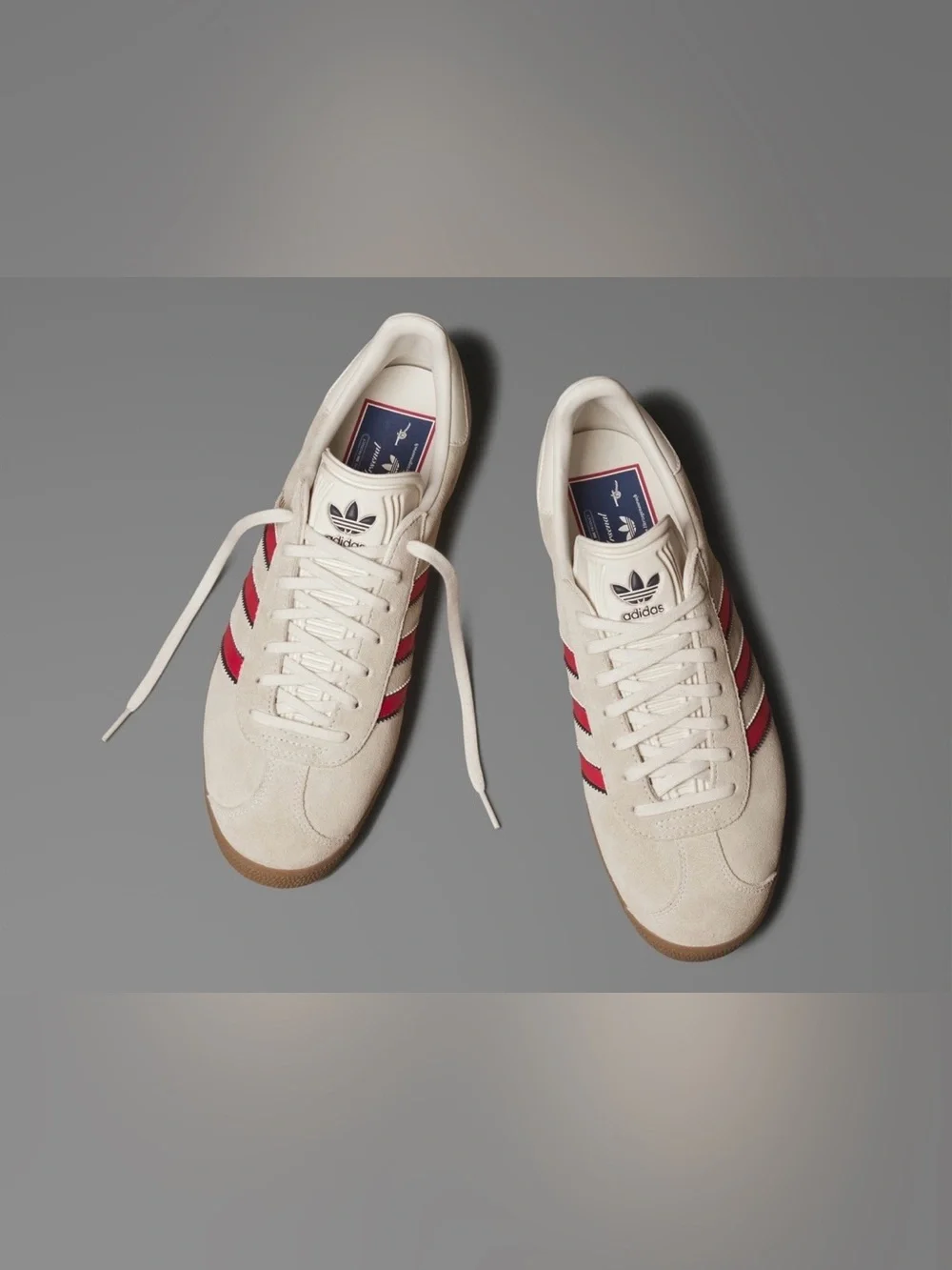 JS3042 Arsenal FC adidas Originals Gazelle
Terrace Icons Off White Better (Men - Picture 13 of 16